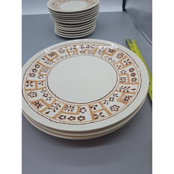 Decostone Andre Ponche Dinner Plates 10" Brown Rim Lot of 8 Floral Oven Safe - Picture 7 of 8